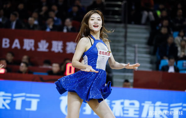 40万人民币与400万元人民币，WNBA和WCBA，这就是李月汝的选择